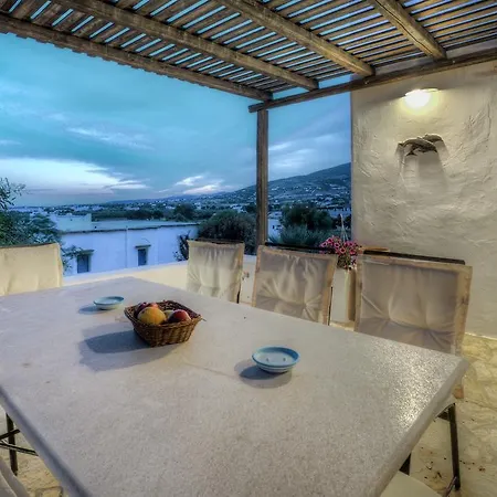 Yviskos Traditional Prázdninový dům Chrisi Akti (Paros)